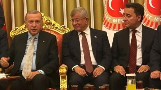 Ahmet Davutoğlu’nun Gündem Olduğu Tarih: Net Zaman Çizelgesi - Kapak Görseli