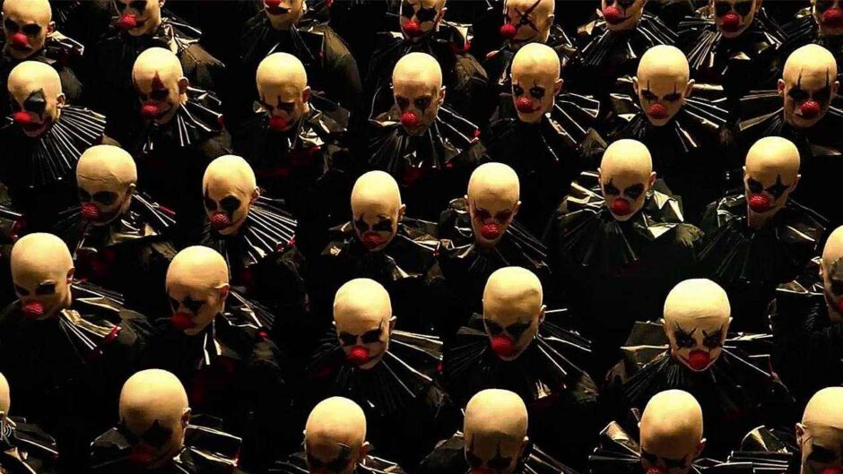 AHS 13. Sezon İhtimali: 2026 İçin En Güçlü İşaretler - Kapak Görseli